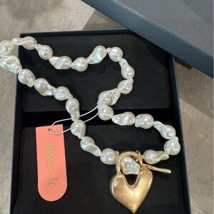 Piper•K Gold Heart Pendant with White Pearl Necklace💛FUN FASHION💛see pic 4 more: